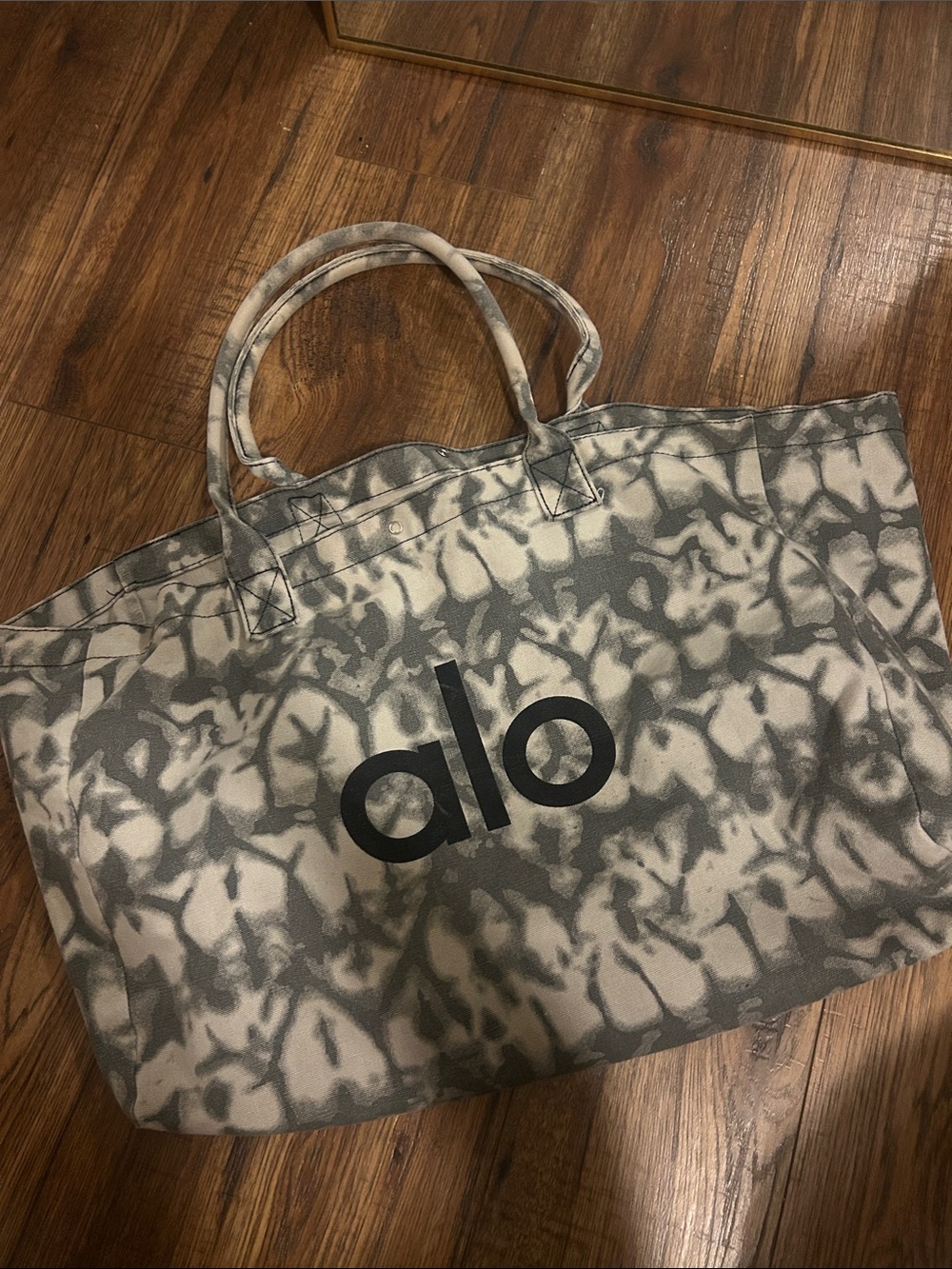 ALO Yoga Grey and Cream Tie-Dye Canvas Duffel Bag